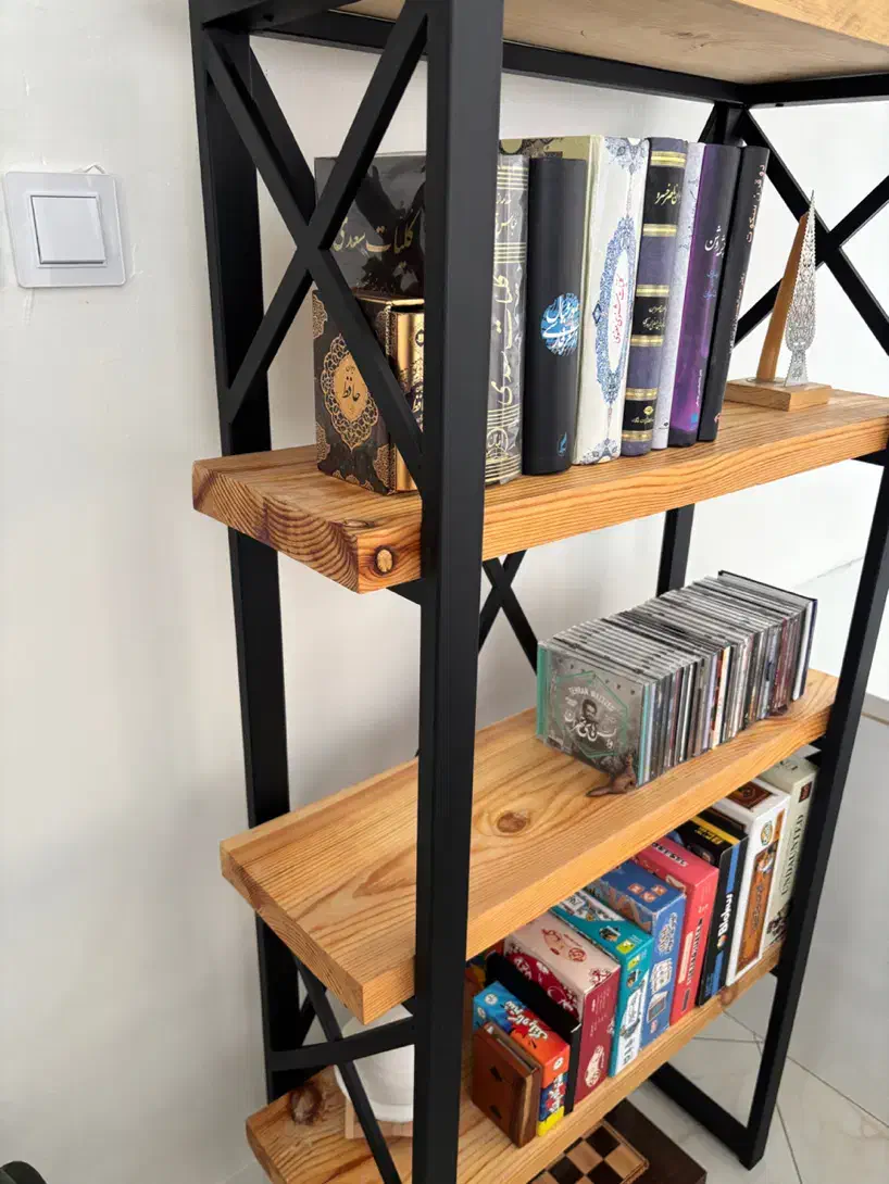 کتابخانه|کتابخانه، شلف، قفسههای دیواری|شیراز, باغ تخت|دیوار