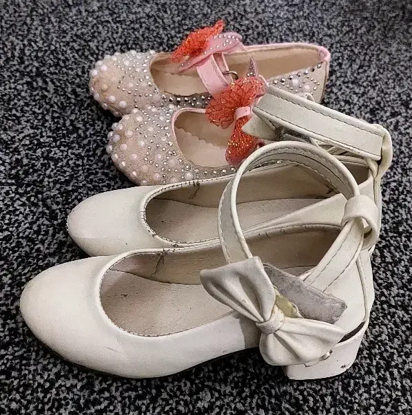 کفش  ۲۶ و ۲۷|کفش و لباس بچه|بروجرد, |دیوار