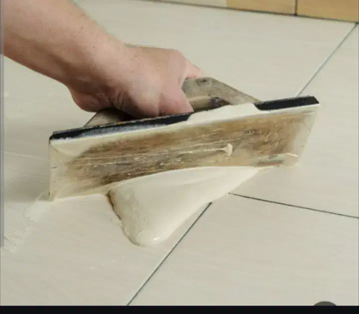 رفع نشتی لوله فاضلاب و عایق  حمام سرویس بالکن پشت|خدمات پیشه و مهارت|بروجرد, |دیوار