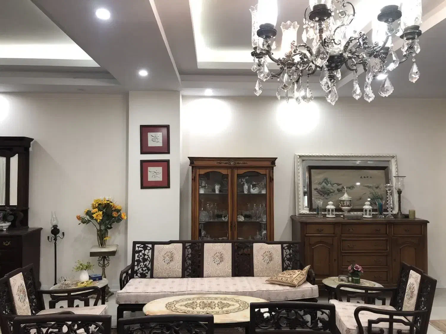 سرویس مبلمان وارداتی عتیقه|مبلمان خانگی و میز عسلی|پردیس, فاز ۲|دیوار