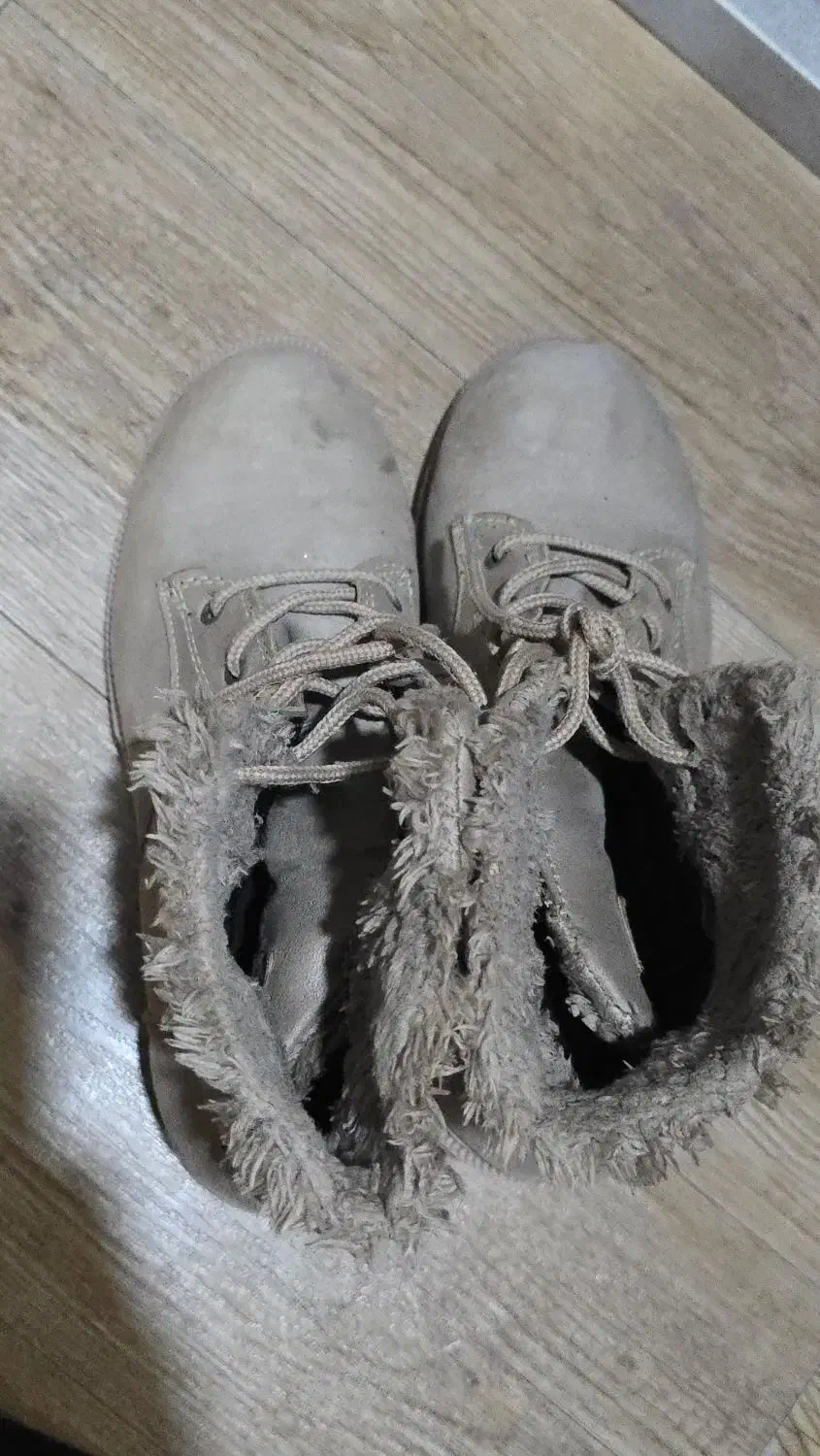 کفش بوت زمستانی|کیف، کفش، کمربند|گرگان, |دیوار