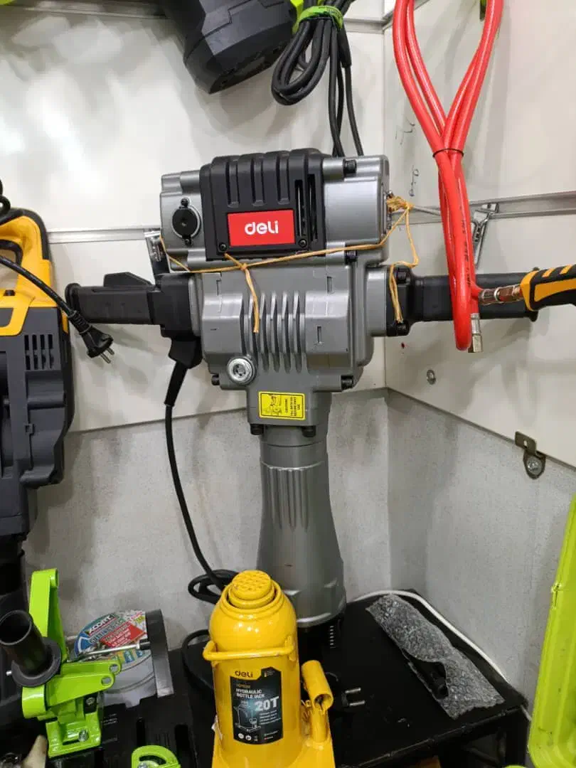 حفاری|خدمات پیشه و مهارت|بهار, |دیوار