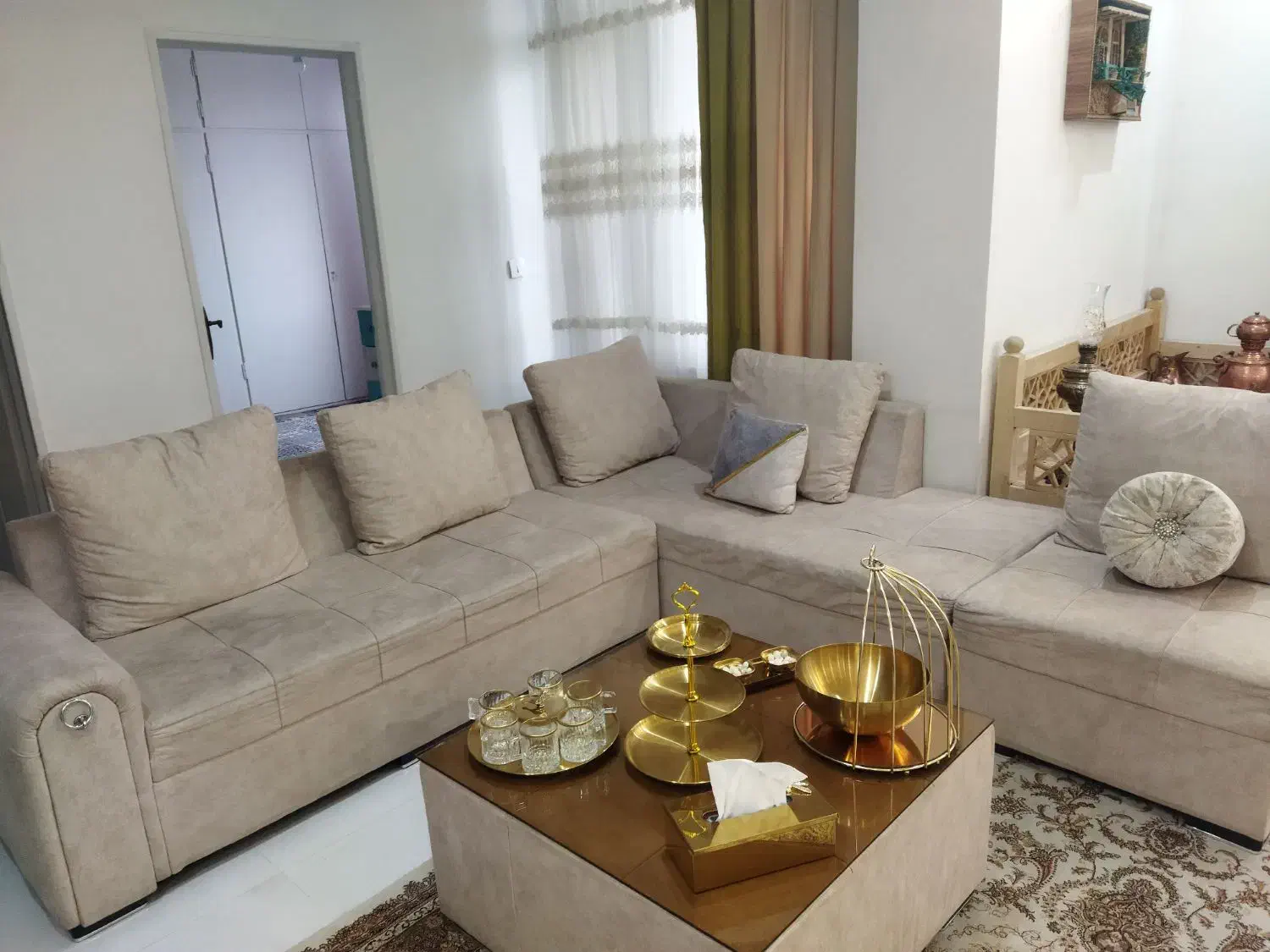 مبل راحتی درحدنو کم استفاده شده|مبلمان خانگی و میز عسلی|کرج, کوی گلها|دیوار