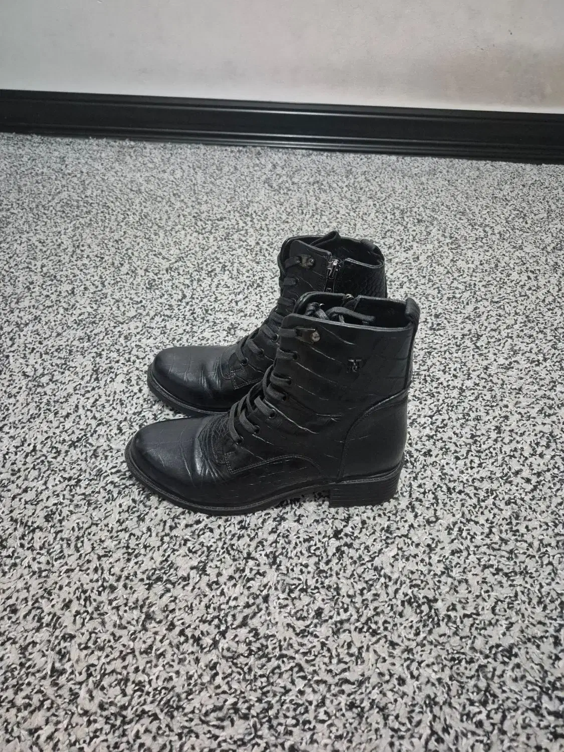 نیم بوت|کیف، کفش، کمربند|محمدشهر, محمدشهر|دیوار