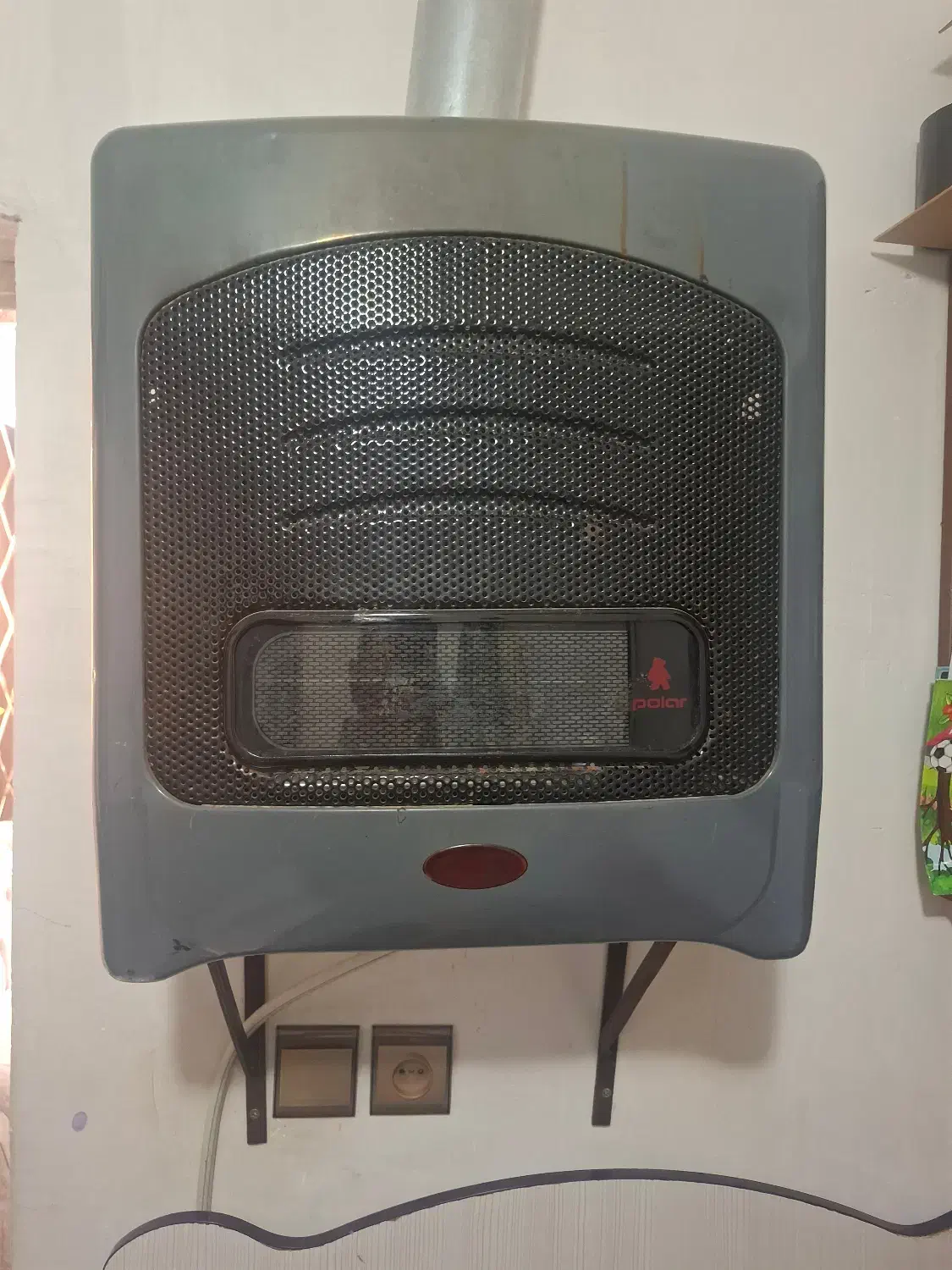 ۲عدد بخاری ۱عدد گاز فر دار|بخاری، هیتر، شومینه|برخوار, |دیوار