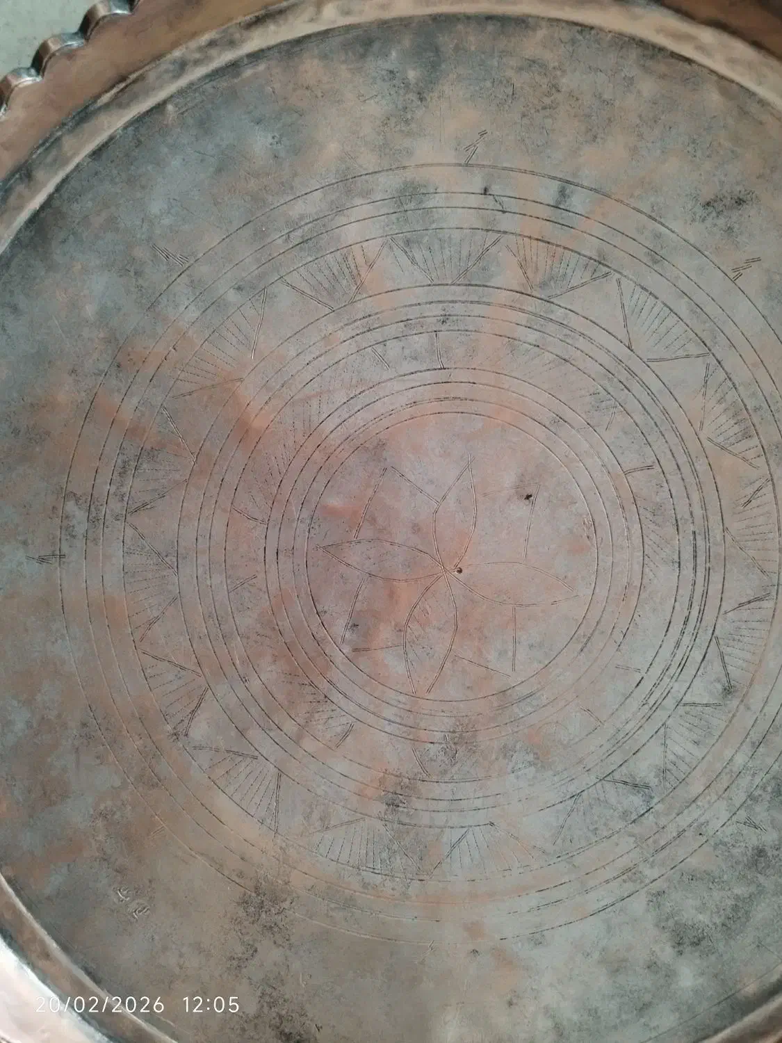 سینی مسی|کلکسیون اشیاء عتیقه|ملایر, |دیوار