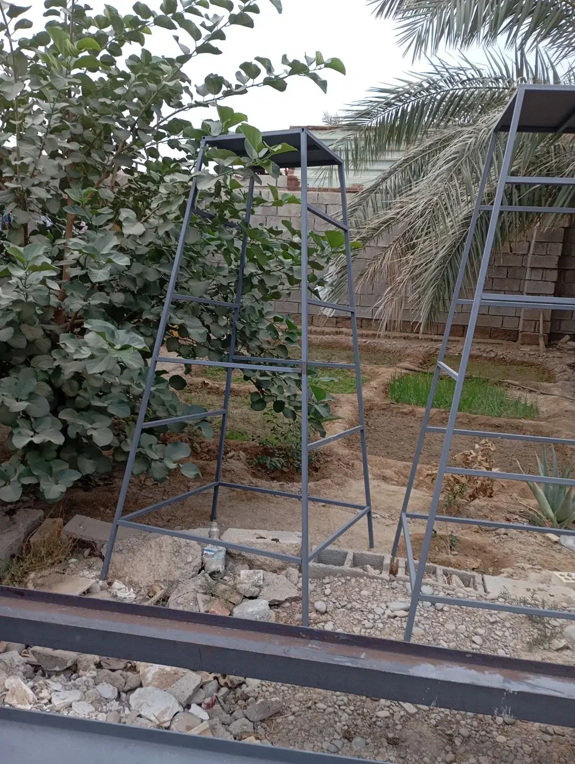 چهارپایه|ابزارآلات|هندیجان, |دیوار