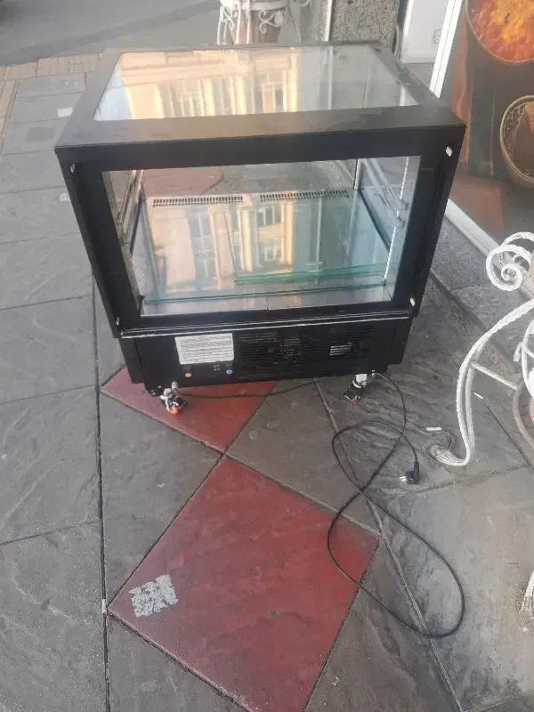 شو کیک رو میزی|کافی‌شاپ و رستوران|تهران, کوی بیمه|دیوار