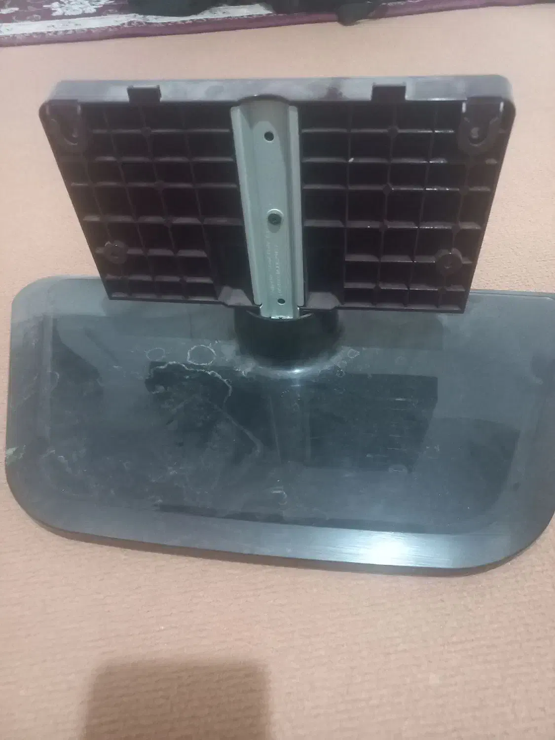 یک عدد پایه تلویزیون ال جی|تلویزیون و پروژکتور|قم, زند آباد|دیوار