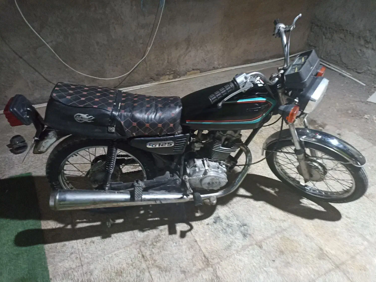 موتور 125 آریا|موتورسیکلت|بم, |دیوار