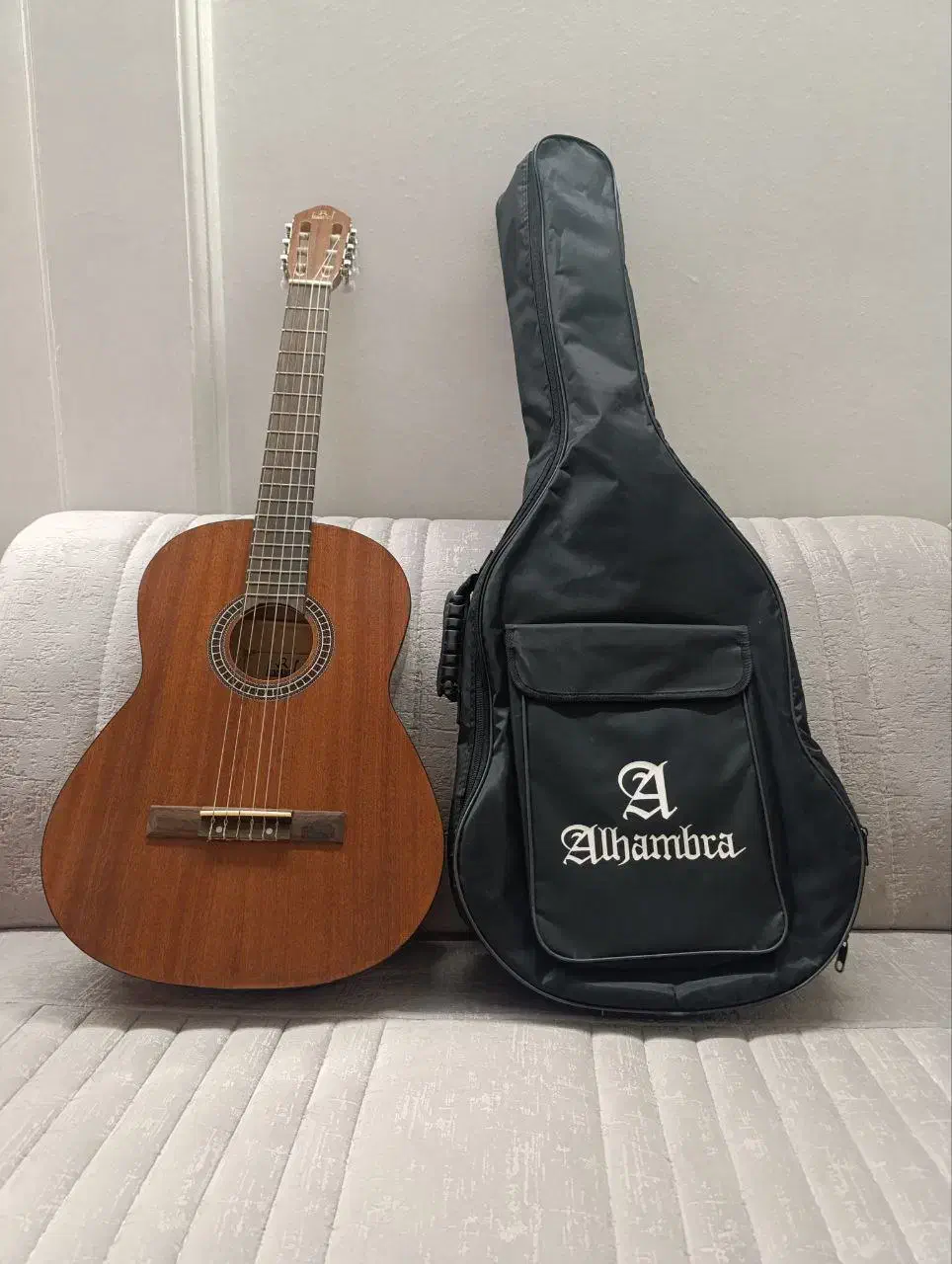 گیتار|گیتار، بیس، امپلیفایر|تهران, نیروی هوایی (پیروزی)|دیوار