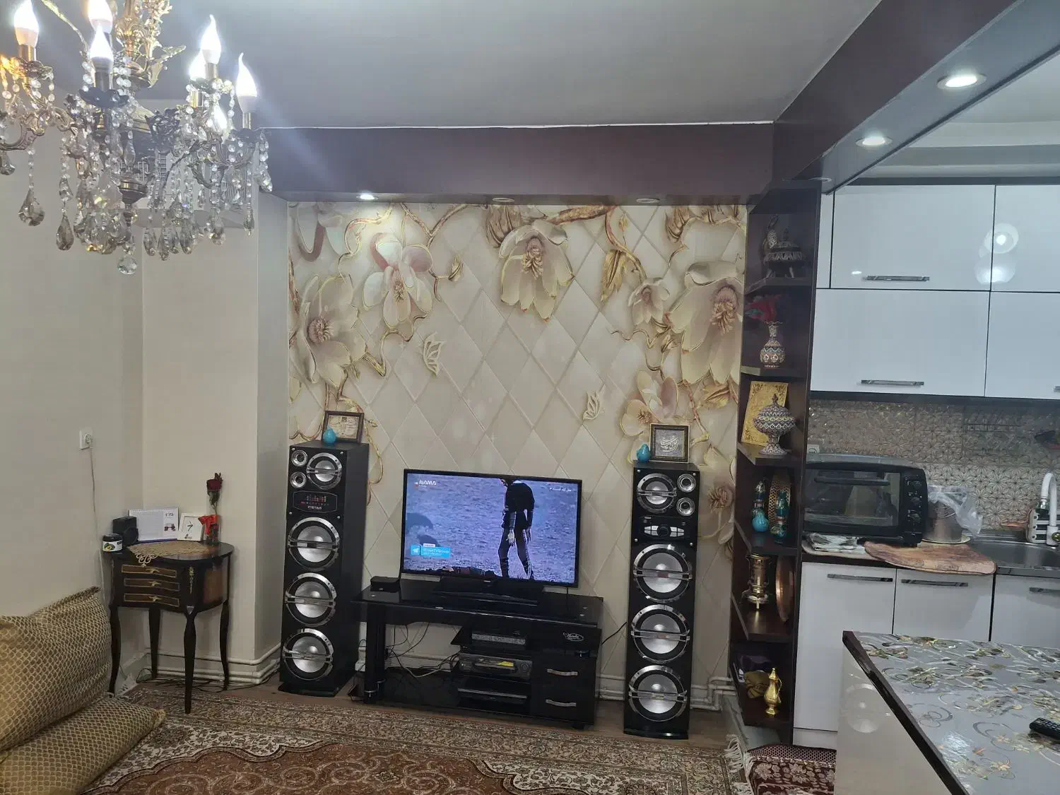 آپارتمان 45 متری/1خواب/ طبقه همکف /با پارکینگ|فروش آپارتمان|تهران, شهرک صادقیه|دیوار