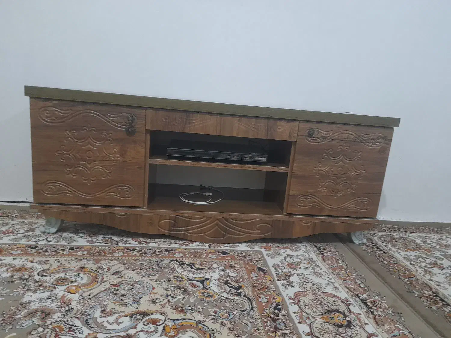 میزتلویزیون|میز تلویزیون|مهاباد (آذربایجان غربی), |دیوار