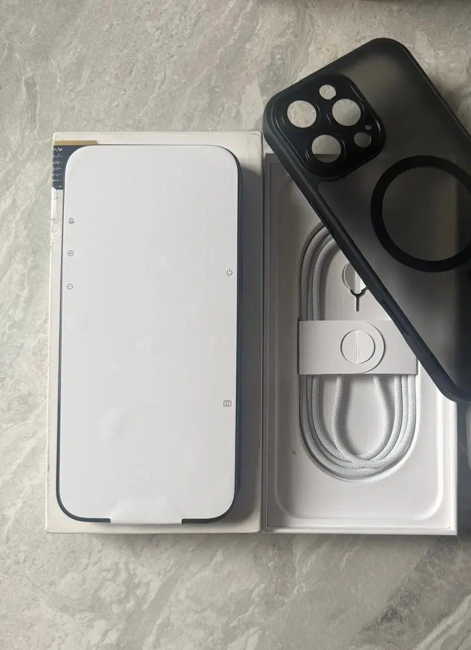 ایفون ۱۶ پرومکس دو سیم۲۵۶ zaa مشکی نو|موبایل|شیراز, قصرالدشت|دیوار