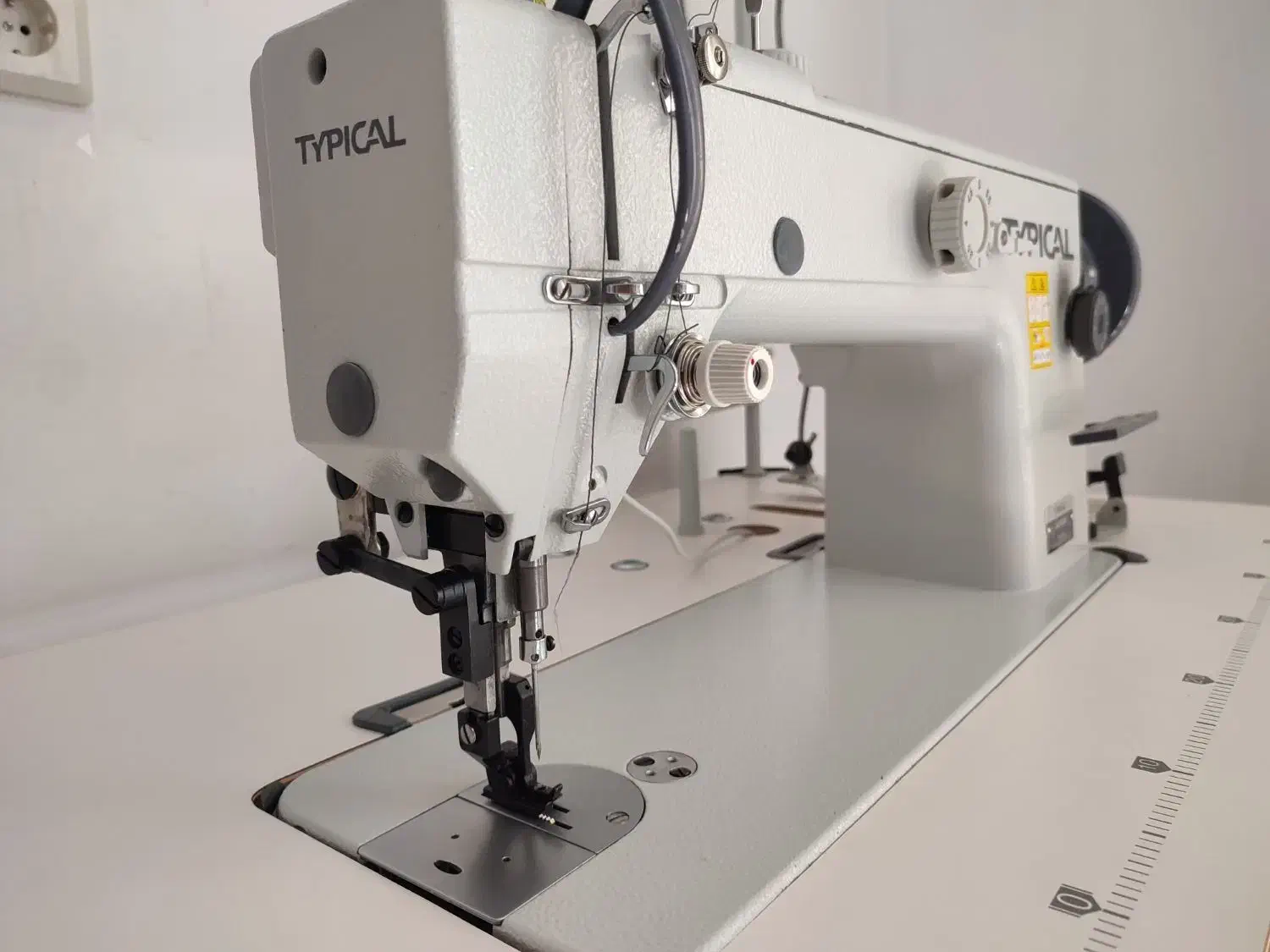 چرخ خیاطی دوپایه GC 0325 تیپیکال|ماشینآلات صنعتی|سیمین شهر, |دیوار