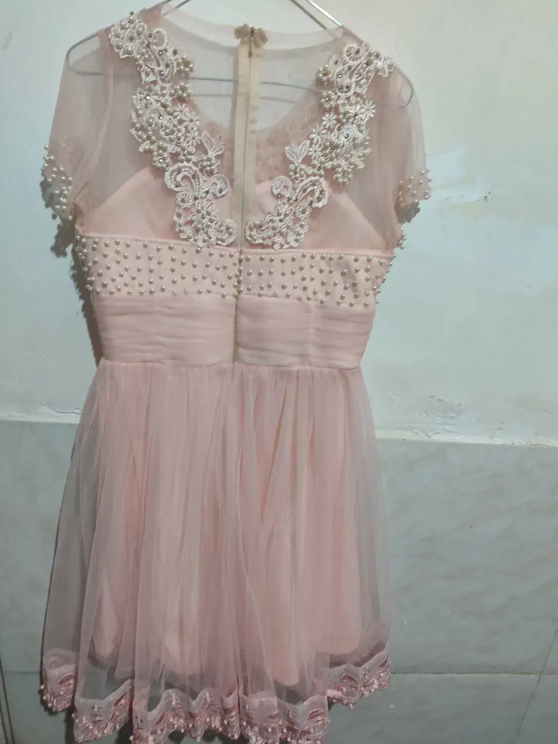 لباس مجلسی|لباس|بروجرد, |دیوار