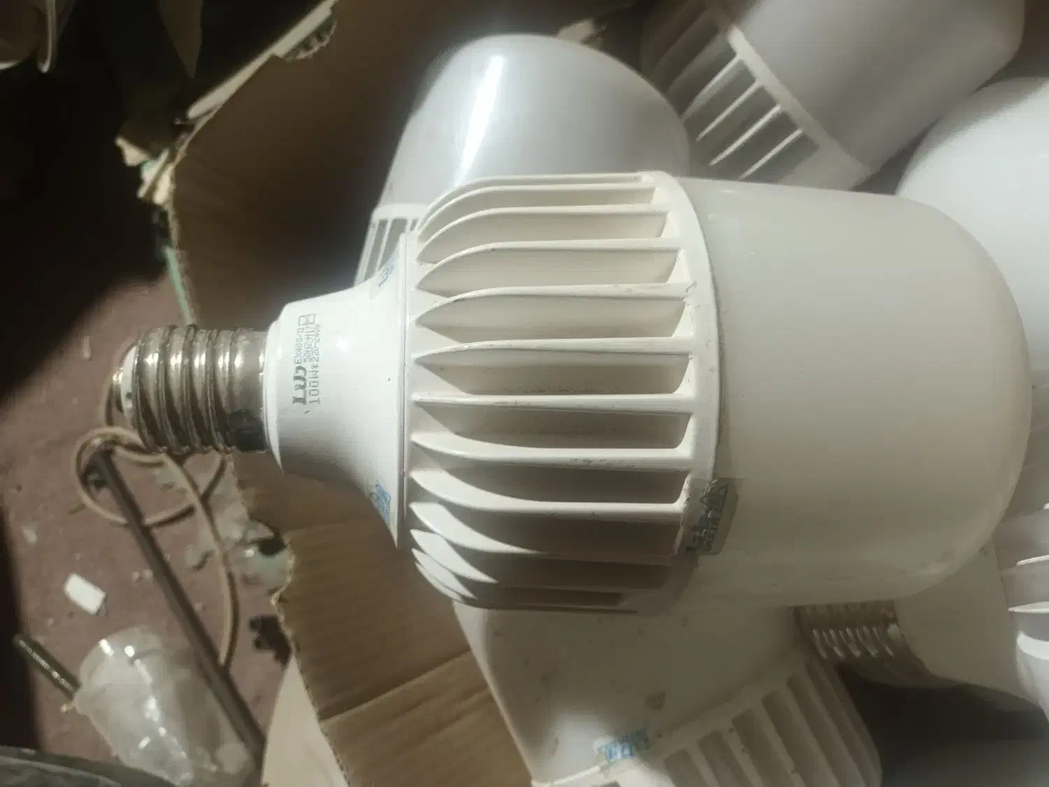 لامپ کم مصرف|لامپ و چراغ|رباط‌کریم, الارد|دیوار