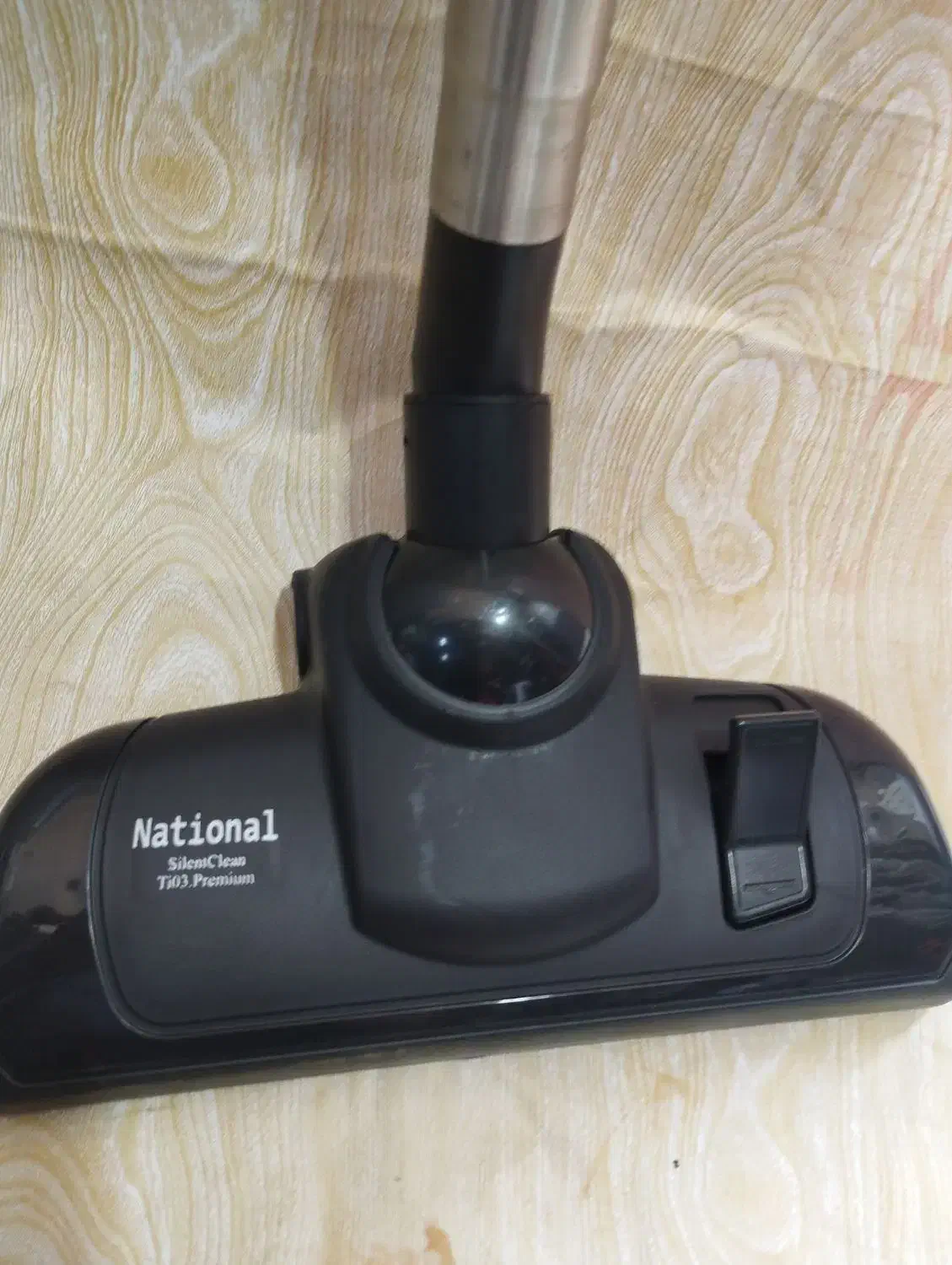 تعمیر جاروبرقی و انواع قطعات یدکی|جاروبرقی، جارو شارژی، بخارشو|فولادشهر, C5|دیوار