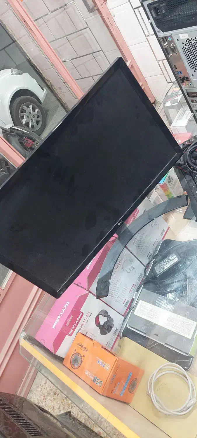 کیس و مانیتور گیمینگ|قطعات و لوازم جانبی رایانه|خمینیشهر, |دیوار