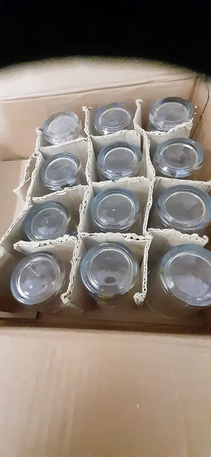 لیوان|ظروف سرو و پذیرایی|قم, ژاندارمها|دیوار