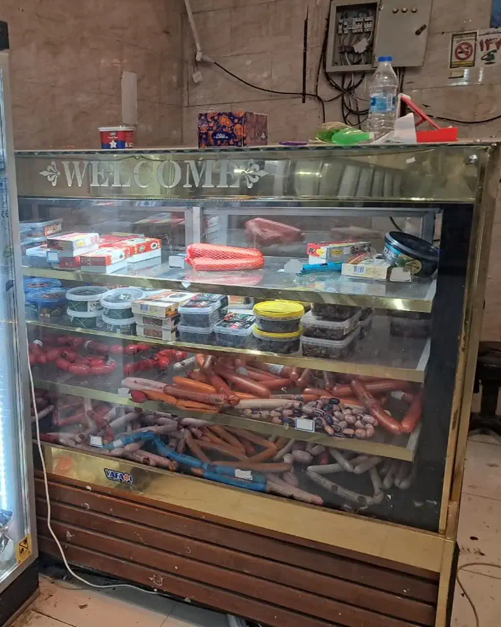 یخچال ویترینی در حد نو|فروشگاه و مغازه|قم, پردیسان|دیوار