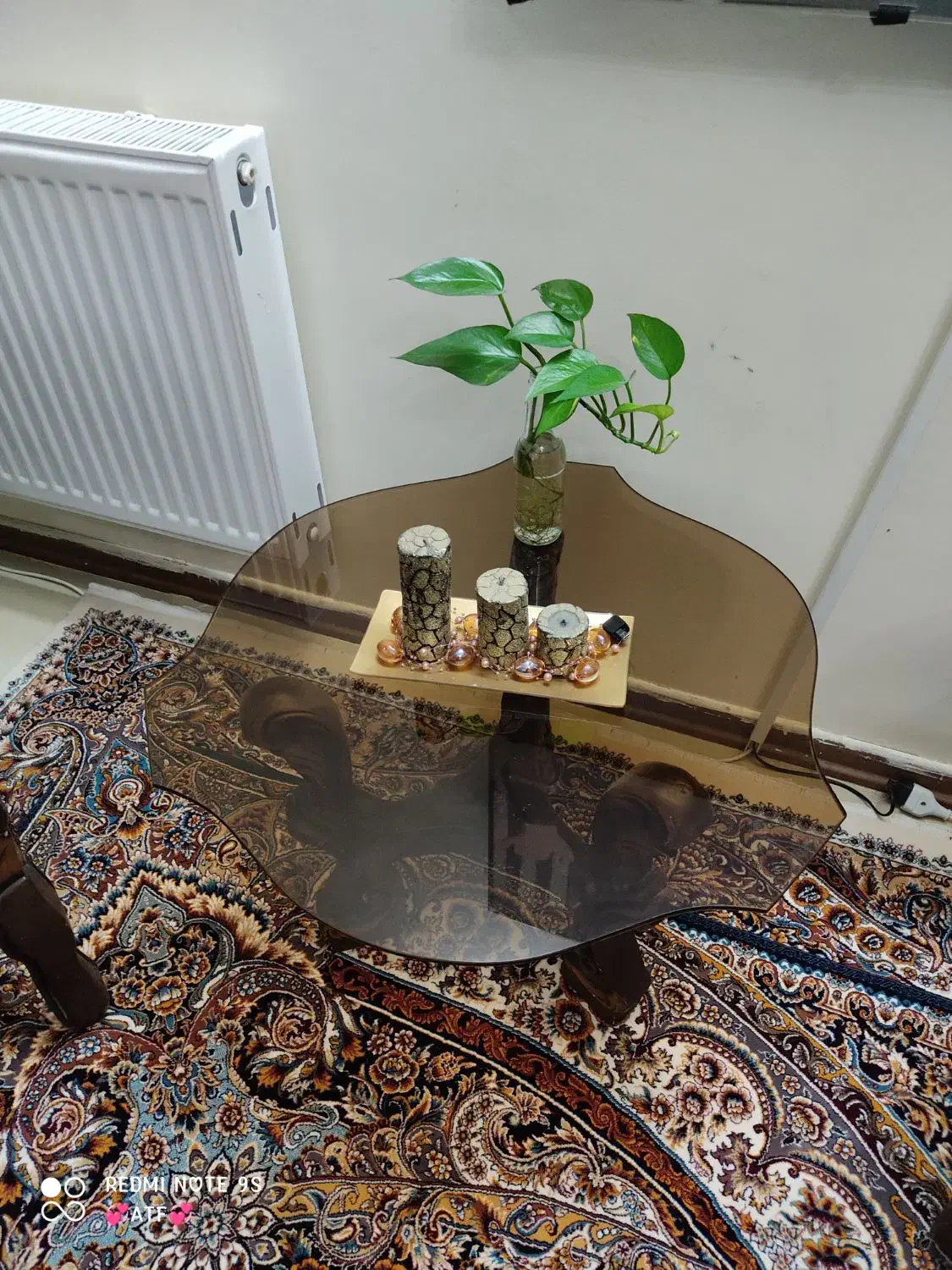 مبل ۹ نفره با سه تا میز|مبلمان خانگی و میز عسلی|گلبهار, شهر جدید گلبهار|دیوار