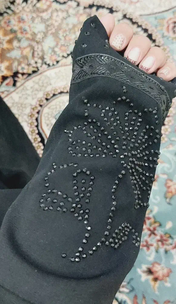 چادر مشکی|لباس|مشهد, گوهرشاد|دیوار