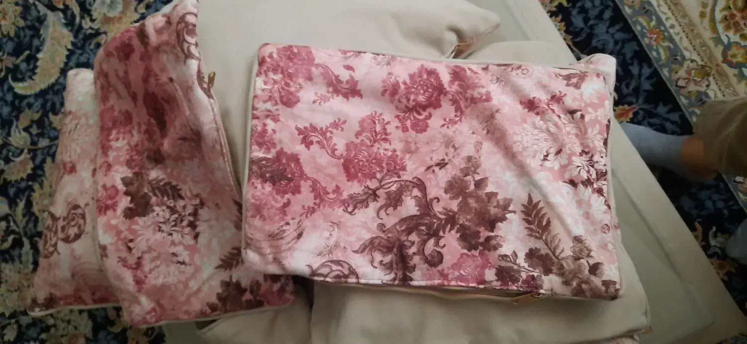 کاور کوسن ۴۰ *۴۰ (بالشتک مبل)|رختخواب، بالش، پتو|شیراز, زرهی|دیوار