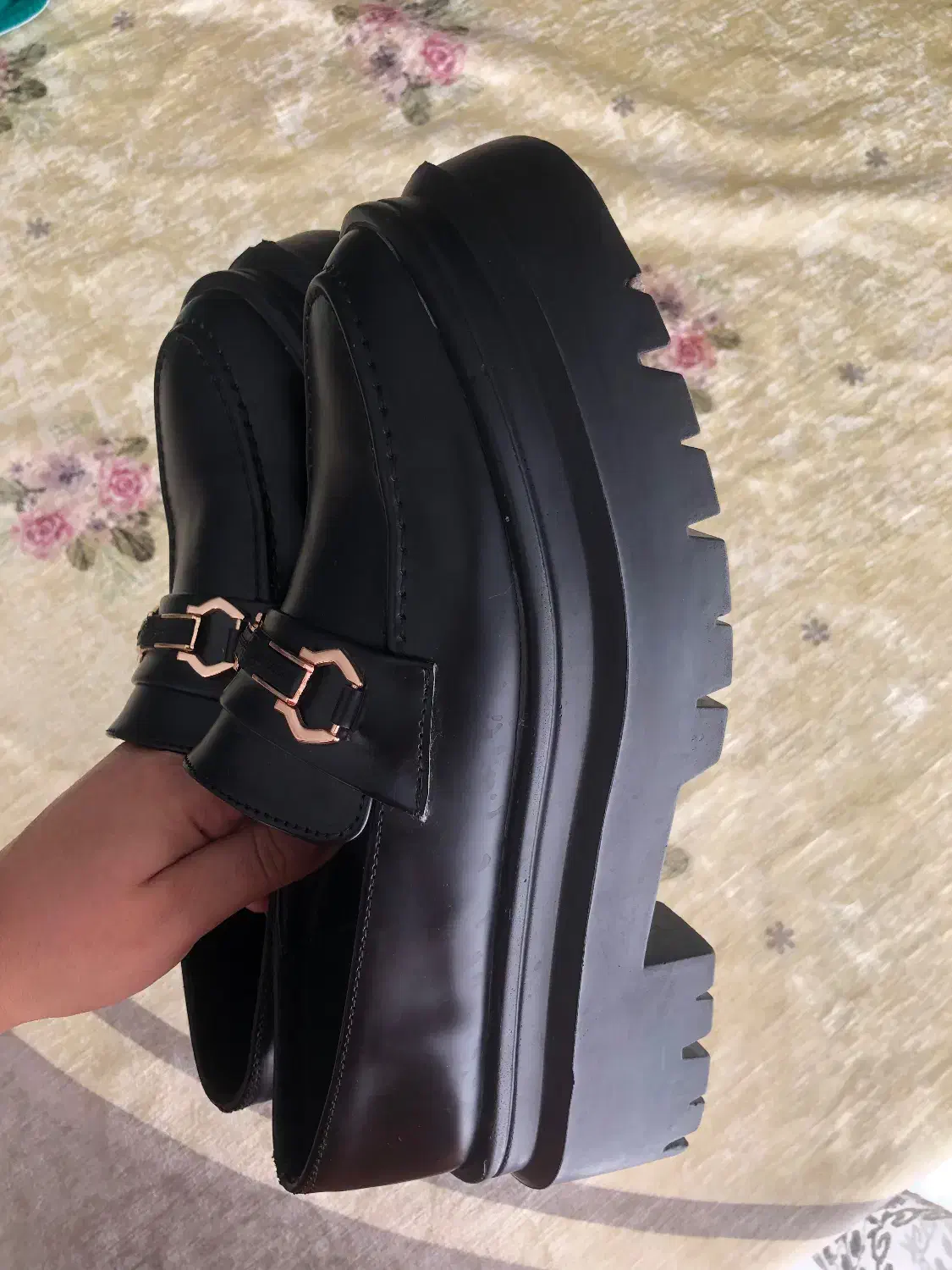 کفش نو|کیف، کفش، کمربند|تربت‌حیدریه, مظفریه|دیوار