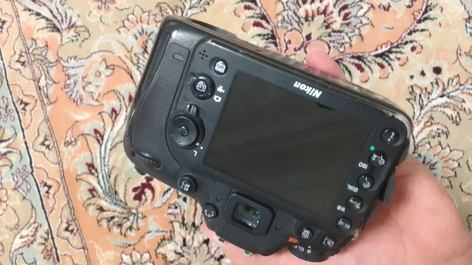 نیکون ۷۱۰۰ با لنز ۷۰/۲۰۰|دوربین عکاسی و فیلمبرداری|خرمآباد, |دیوار