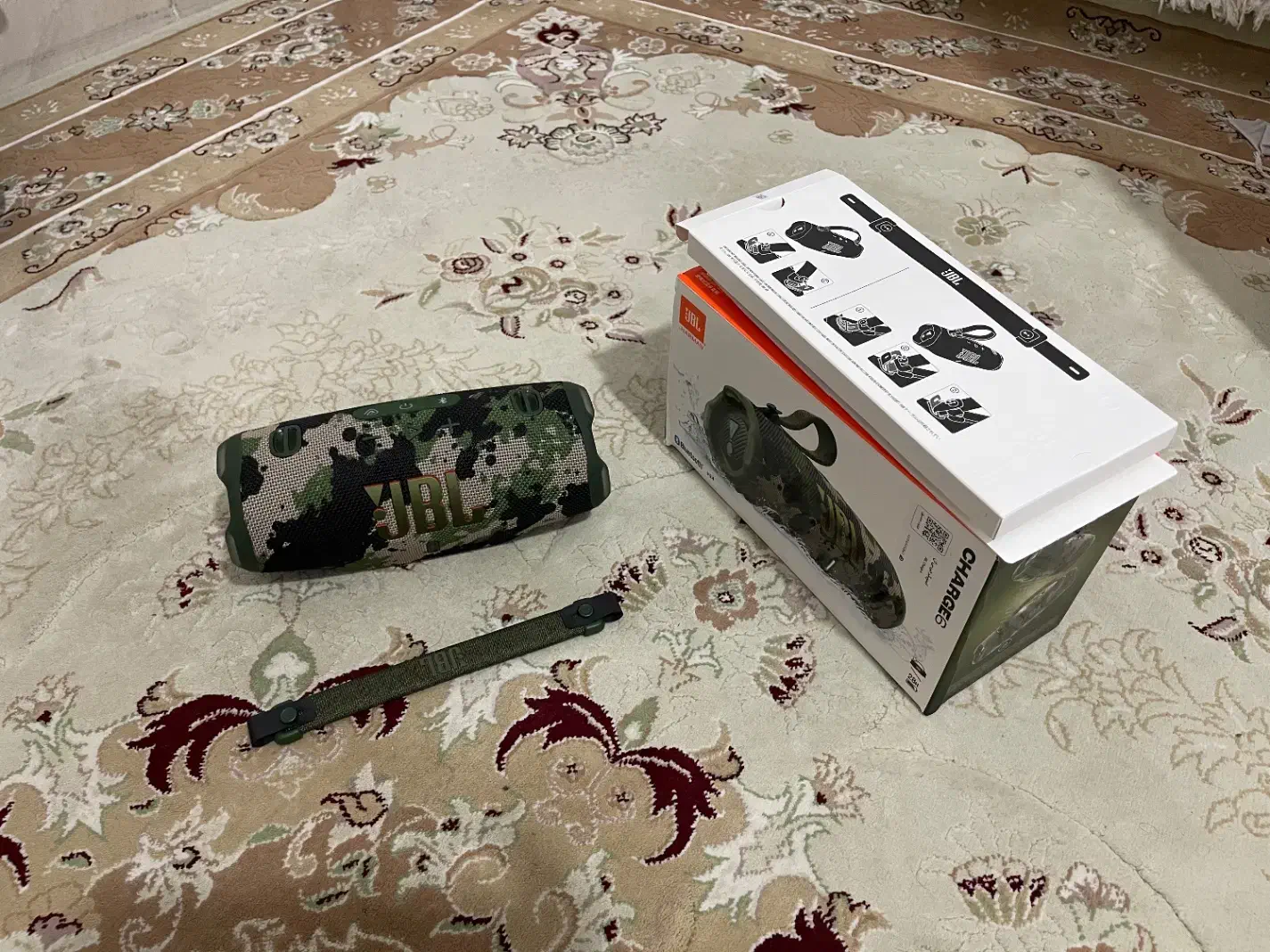 اسپیکر jbl charge 6|پخش‌کننده همراه|کرمانشاه, |دیوار