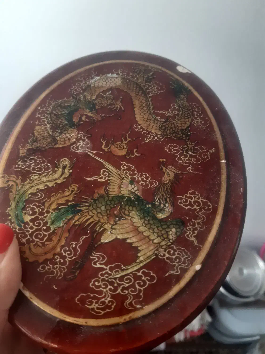 جعبه قدیمی|کلکسیون اشیاء عتیقه|شیراز, تاچارا|دیوار