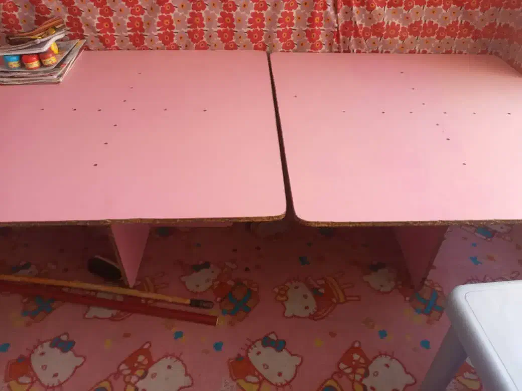 تعدادی میزو صندلی مناسب مهد کودک مدرسه|صندلی و نیمکت|ورامین, ورامین|دیوار