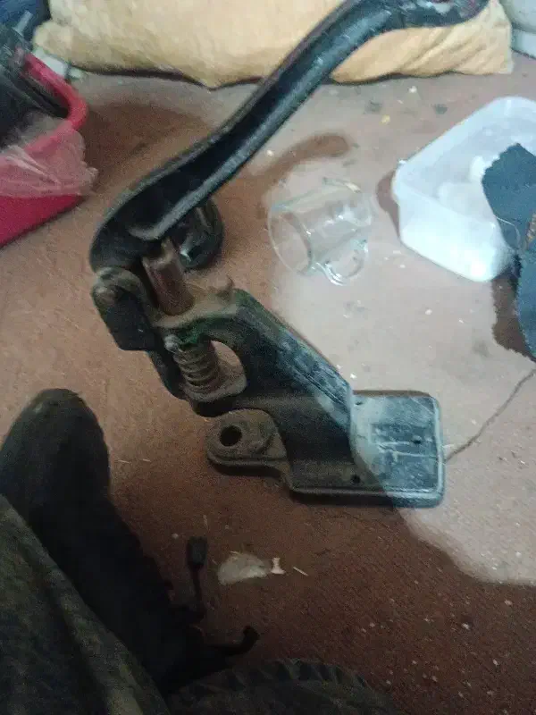 دکمه زن|لوازم خیاطی و بافتنی|تهران, خزانه|دیوار