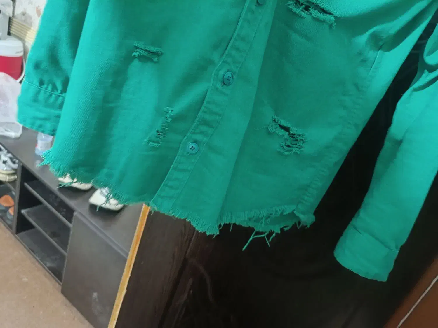 در حد نو|لباس|اهواز, سپیدار|دیوار