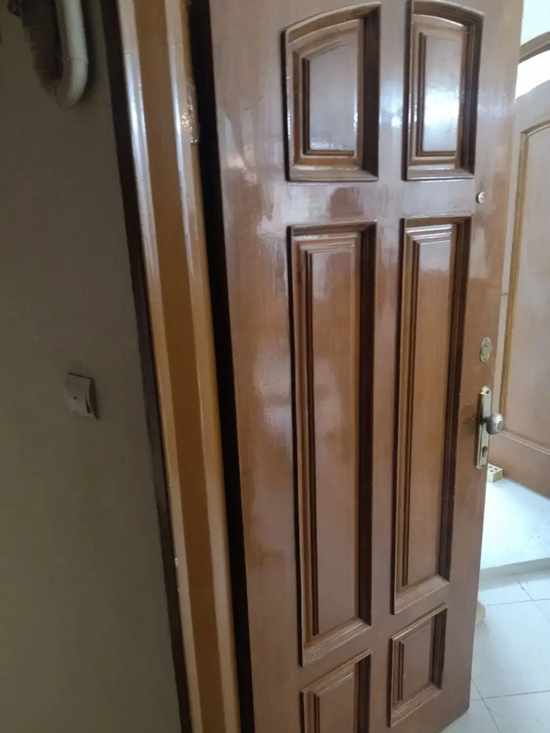 درب دو تکه پولیستر بسیار تمیز به همراه چهارچوب|مصالح و تجهیزات ساختمان|مشهد, امام خمینی|دیوار