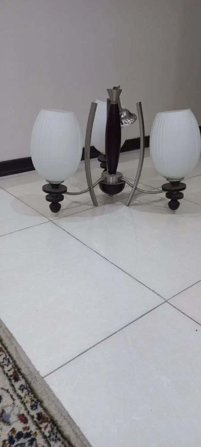 لوستر|لوستر و چراغ آویز|کرج, دهقان ویلا|دیوار