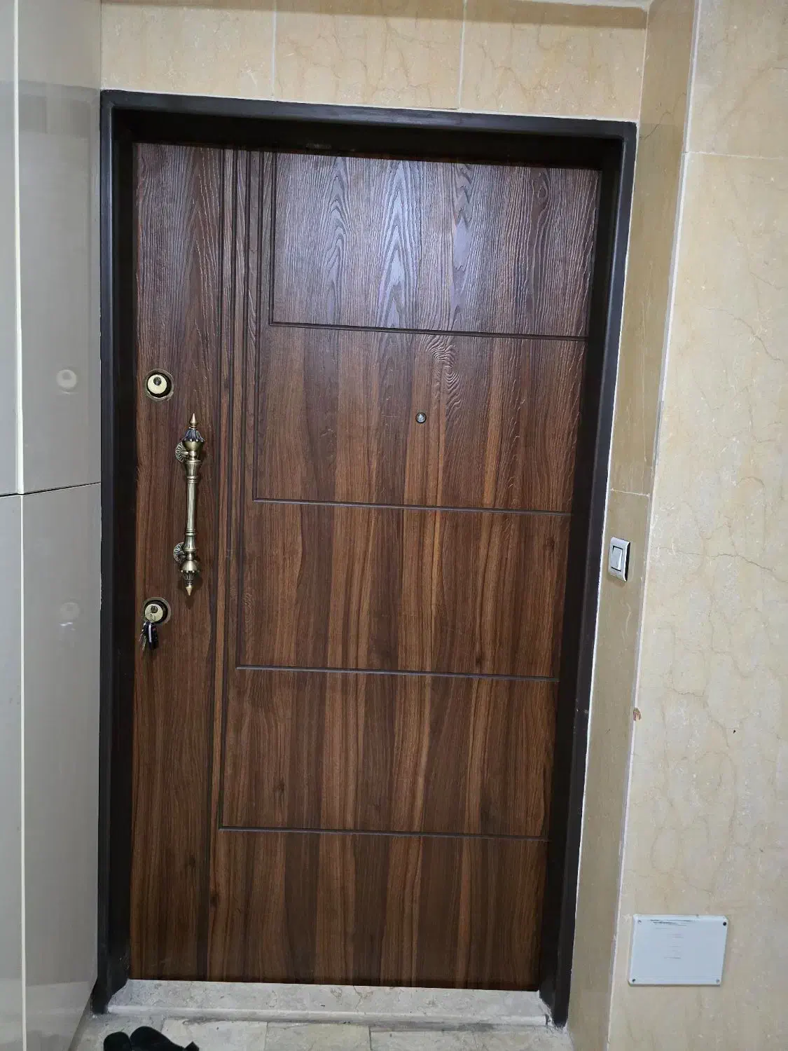 خدمات نصب درب چوبی و ضد سرقت با ضمانت نصب|خدمات پیشه و مهارت|شاهین‌شهر, عطار|دیوار