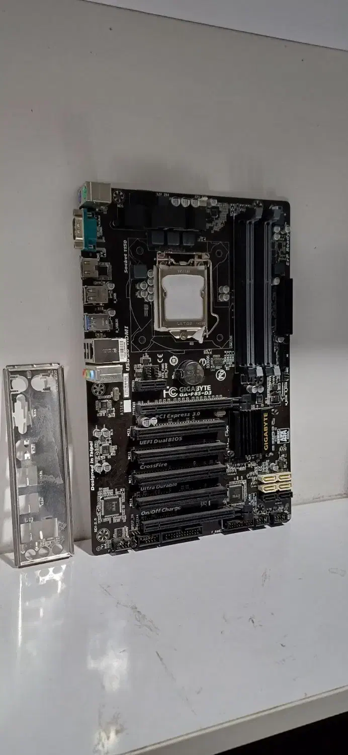 مادربرد P85 GIGABYTE|قطعات و لوازم جانبی رایانه|شیراز, شهرک پرواز|دیوار