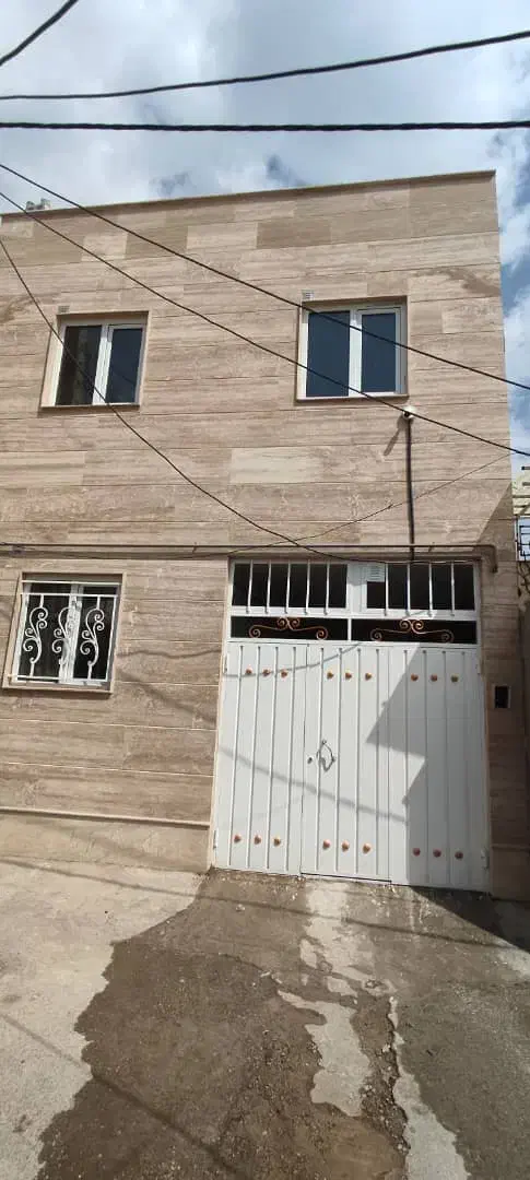 ۱۰۳ متر خانه دوبلکسی، نورگیر بسیار عالی|فروش خانه و ویلا|محمدیه-قزوین, |دیوار