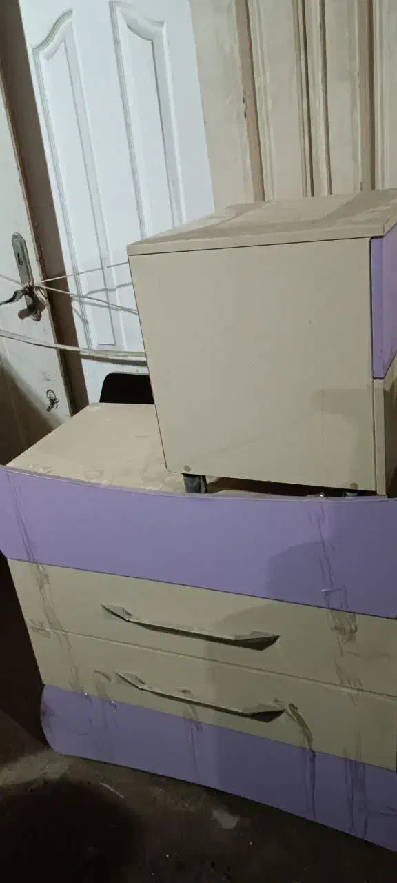 دلاور ۴ کشو|جاکفشی، کمد، دراور|گرگان, |دیوار