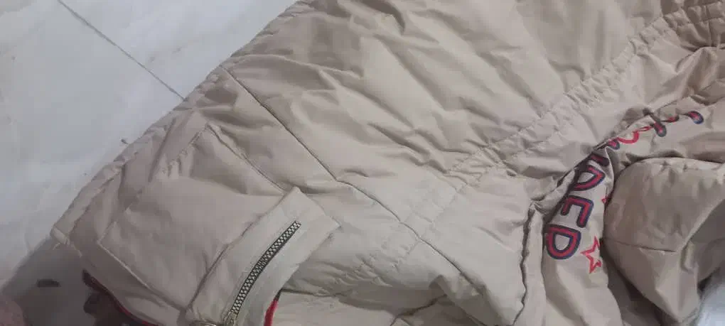 پالتو دخترونه|کفش و لباس بچه|شاهینشهر, عطار|دیوار