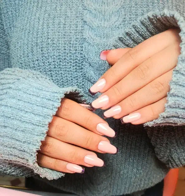 کاشت ناخن حرفه ای با نوبت دهی سریع،قیمت مناسب|خدمات آرایشگری و زیبایی|شاهرود, |دیوار