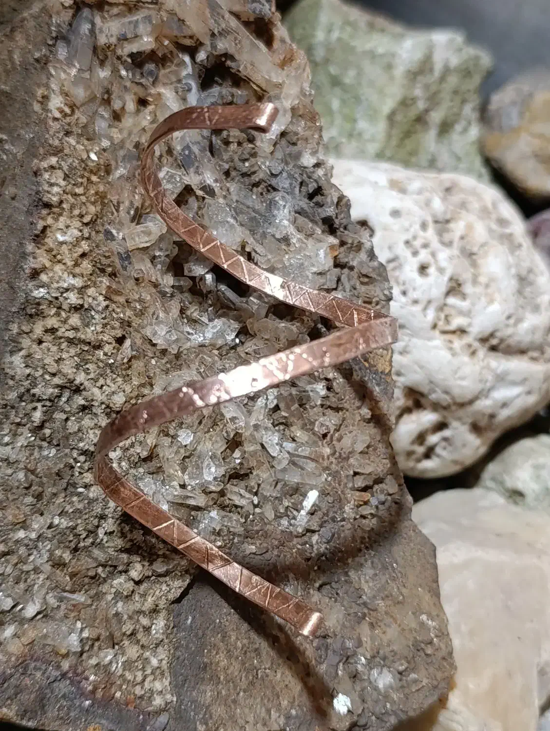 دستبند دستساز مس الماس هرکیمر خزهای معدنی|جواهرات|لنگرود, |دیوار