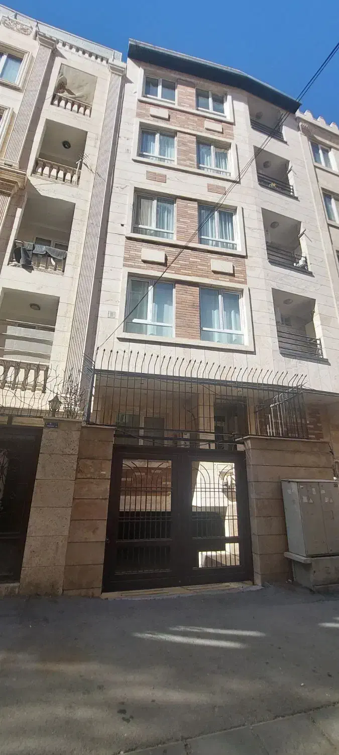 دو خوابه تک واحدی سولقان|فروش آپارتمان|کن, |دیوار