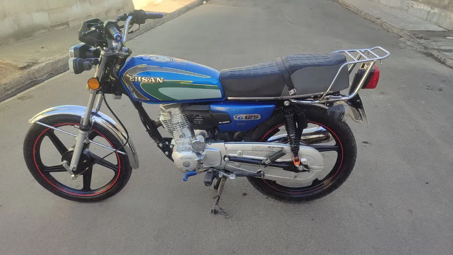 موتور ۱۴۰۲|موتورسیکلت|ساوه, |دیوار