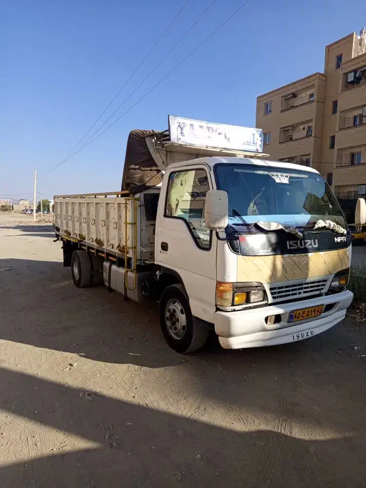 ایسوزو چهار چراغ مدل 1385|خودرو سنگین|بافت, |دیوار