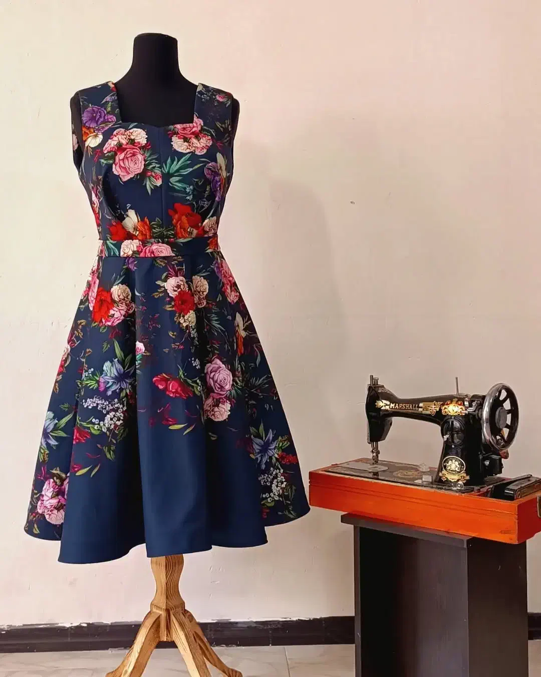 خیاط مزون دوز حرفه ای زنانه و بچگانه|خدمات پیشه و مهارت|شیراز, فرگاز|دیوار