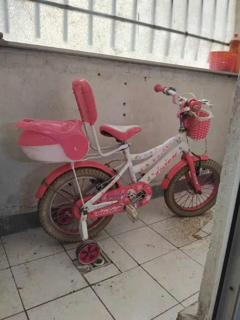 دوچرخه دخترانه|دوچرخه، اسکیت، اسکوتر|پاکدشت, شهرک امام رضا|دیوار