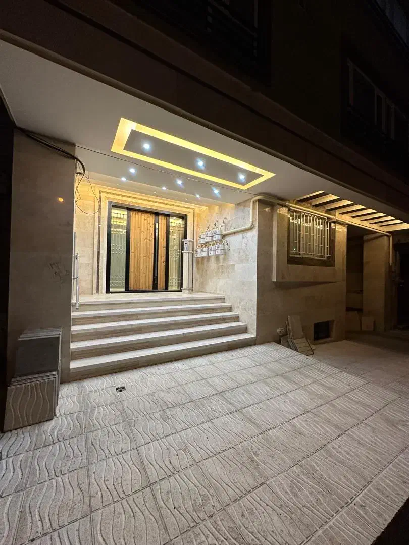 آپارتمان ۲۰۰ مجلل تکواحدی فول نصبیات حضرت پور|فروش آپارتمان|ارومیه, |دیوار